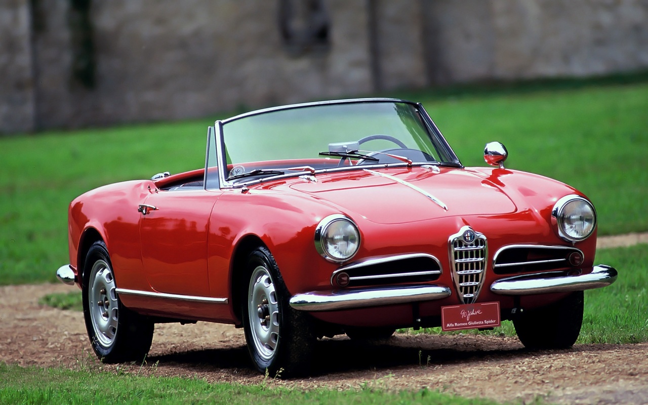 Alfa Romeo Giulietta Spider 1955-62 Pininfarina Design