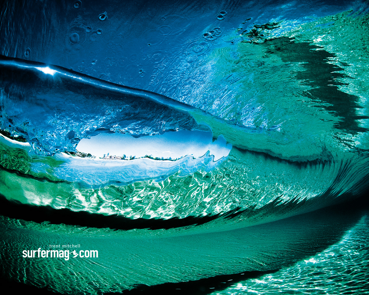 Surfing: Under Wave
