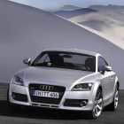 Sivler Audi TT