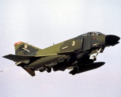 F4 flying