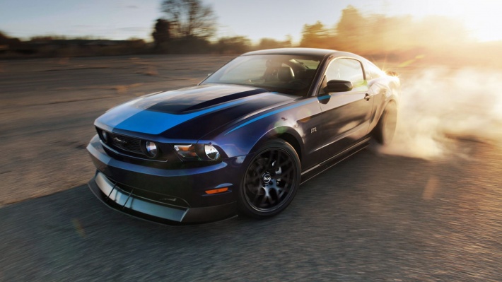 Ford Mustang RTR