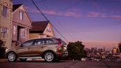 Volvo XC60, side view