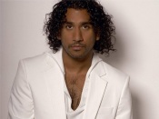 Naveen Andrews