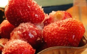 Strawberries With Sugar