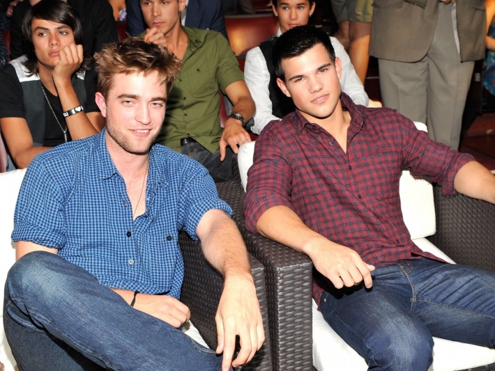 Robert Pattinson and Taylor Lautner