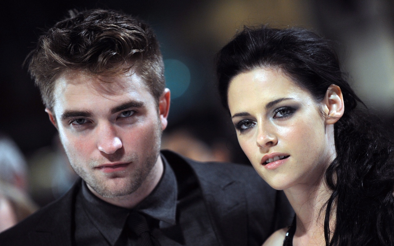 Robert Pattinson and Kristen Stewart