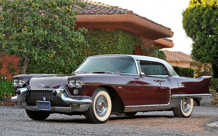 Cadillac Eldorado Brougham