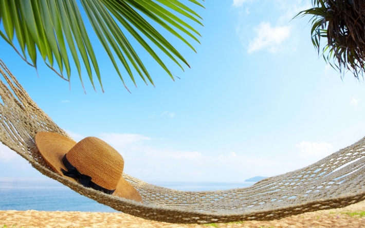 Hammock, Straw Hat