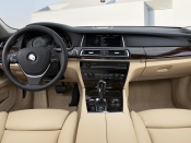 Leather Interior BMW 7 1920x1440