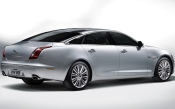 Silver Jaguar XJL, Side View