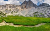 Green Foot of the Mountains