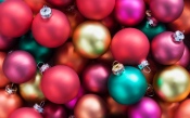 Christmas Fir Balls 1920x1200