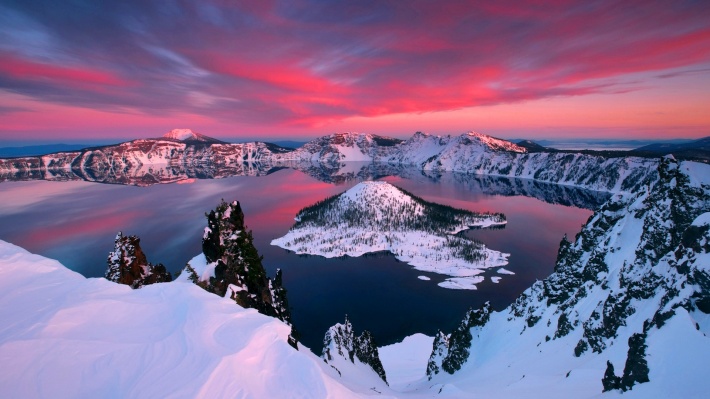 Crater Lake, Oregon, USA