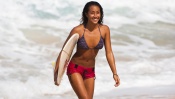 Kelia Moniz Surfing Professional