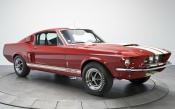 Red Shelby Mustang GT 500