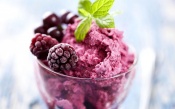 Raspberry Ice Cream With Mint