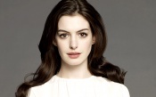 Actress Anne Hathaway