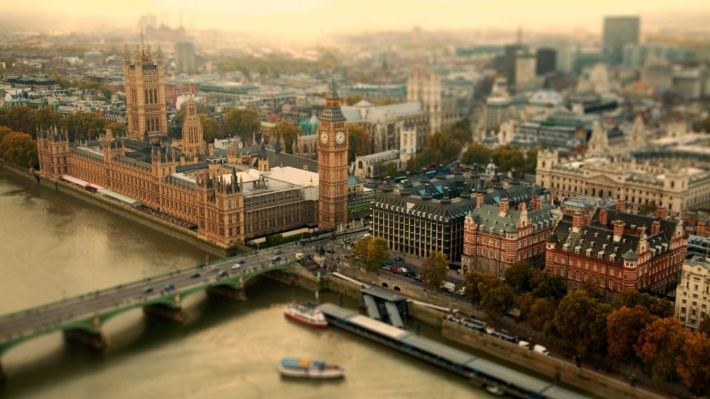 London, UK, tilt-shift photo