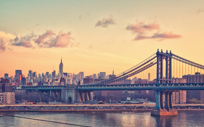 Manhattan Bridge, New York, USA